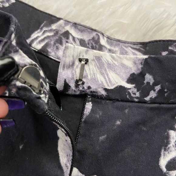 Prabal Gurung for Target skaters skirt mini floral black white size 2 - Picture 8 of 10